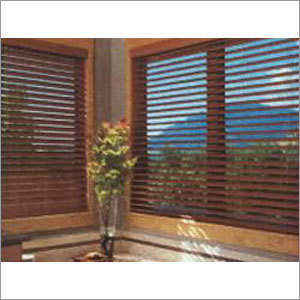 लकड़ी की ब्लाइंड