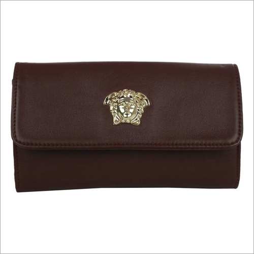 महिलाओं का क्लच