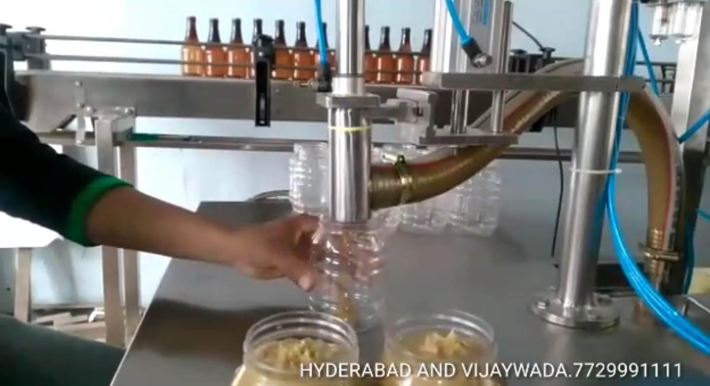 Automatic Sauce Bottle Filling Machine