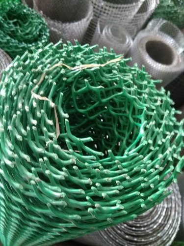 Plastic Mesh - High-Quality Plastic, Wind Protection for Gardens and Balconies, Aesthetically Pleasing Design