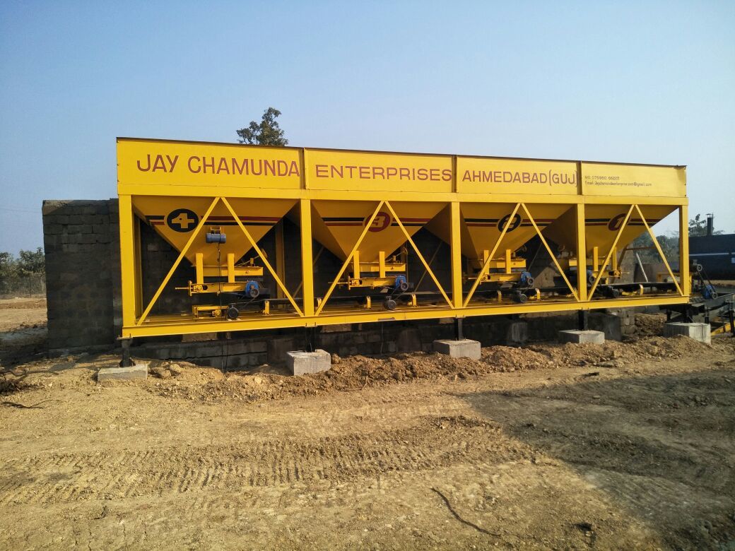 Four Bin Feeder