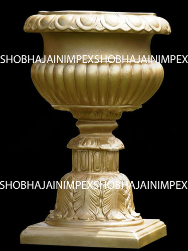 इंडियन वेडिंग फ्लावर पॉट की ऊंचाई: 15-18 इंच (इंच)