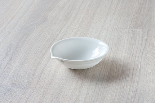 वाष्पीकरण करने वाला व्यंजन, अर्ध-गहरा