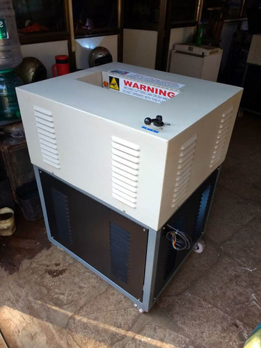 बैंक रिकॉर्ड्स श्रेडिंग मशीन वेस्टबास्केट