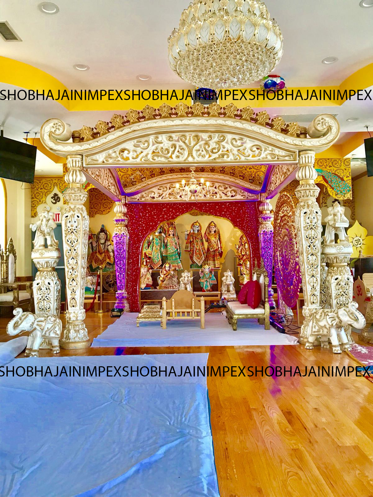 मूंछ वेडिंग मंडप