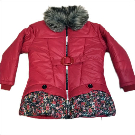 गर्ल्स रेड फ्रंट जैकेट