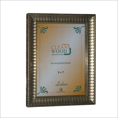 हाथ से बनाए गए फोटो फ्रेम्स