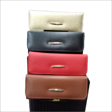 लड़कियों के वॉलेट डिज़ाइन: सादा