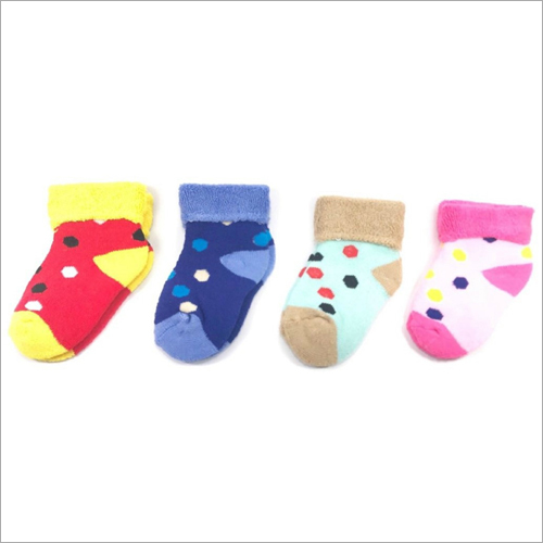 बच्चों के मोज़े