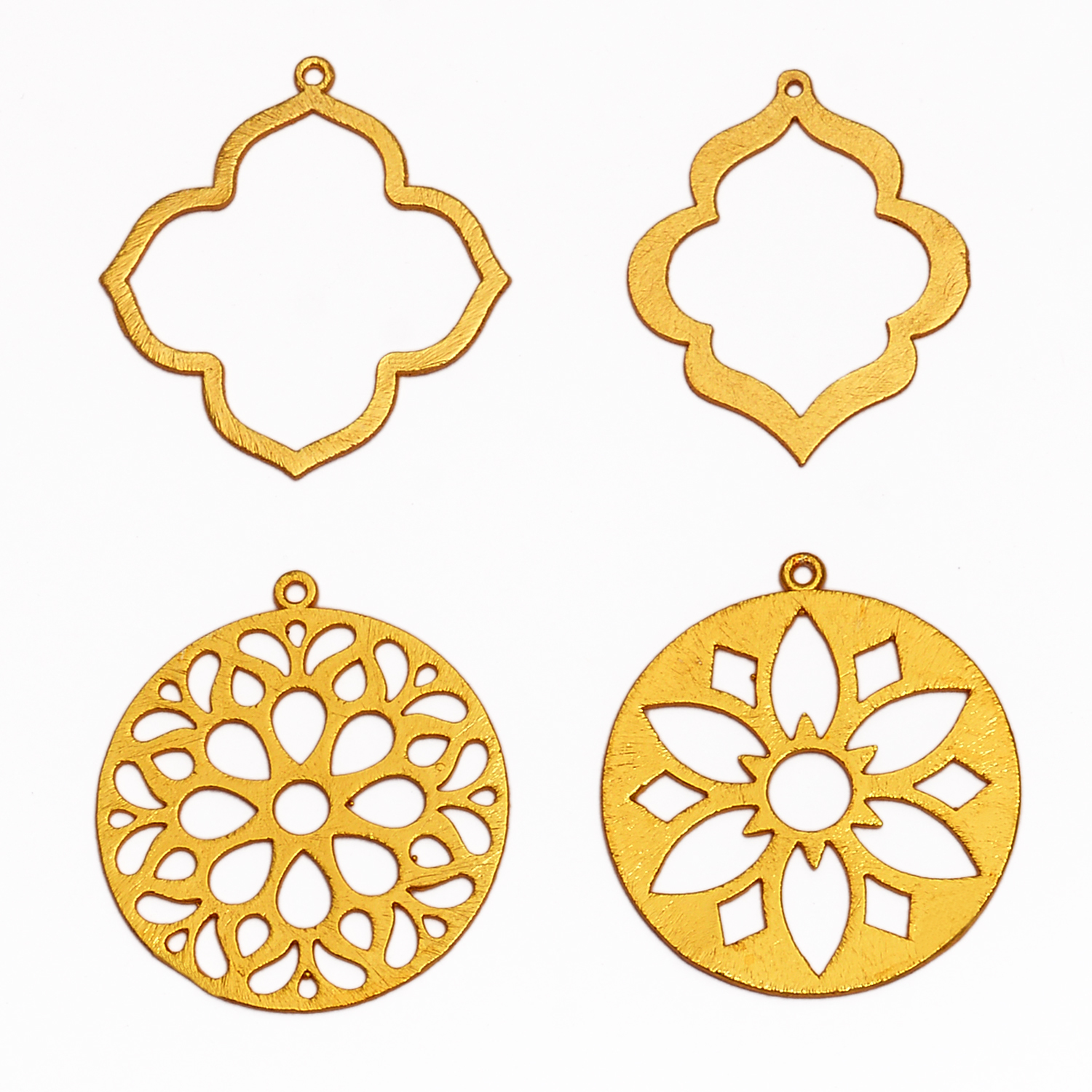 Metals 24k Gold Plated Brushed Keyhole Shaped Charm Pendant