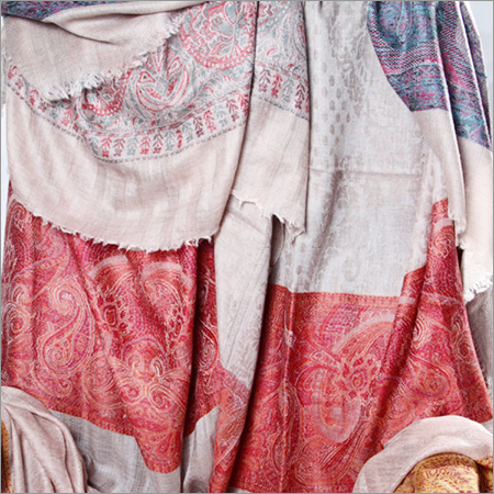 जैक्वार्ड चेक एंड स्ट्राइप्स एम्ब्रॉएडर्ड पश्मीना स्टोल्स