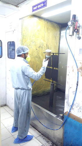 Spray Painting Services - Industrial Plastic & Metal Parts, 2k Paint Application, Three-coat System: Primer, Base & Clear Coats, Customizable Colors, Durable Finish, Efficient Process