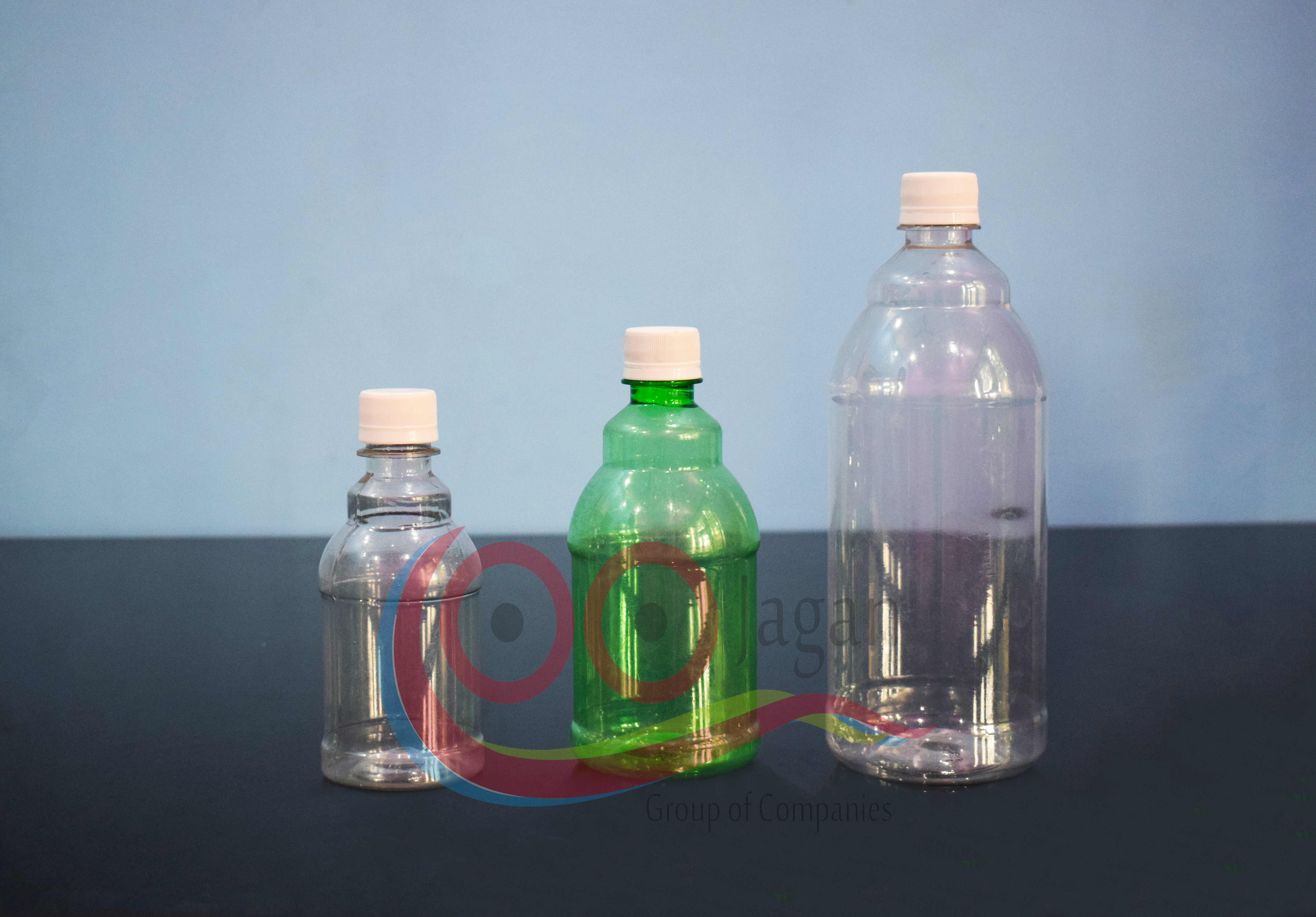 Juice Bottle - Plastic 500ml, 1000ml | Lightweight Design, Transparent Finish, Soft Hardness, Blow Molding Process, Versatile Storage Solution