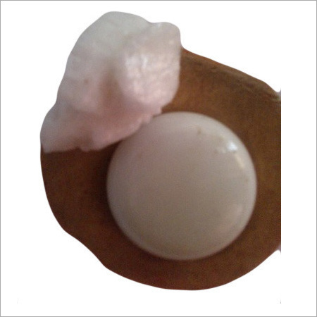 व्हाइट रॉ पोटेशियम फेल्डस्पार