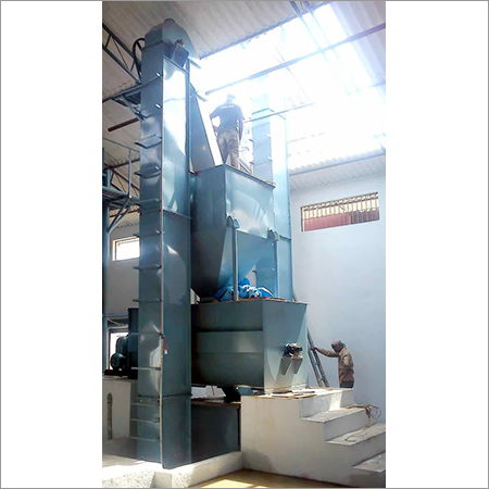 मिक्सर के लिए फ़ीड स्टोरेज बिन