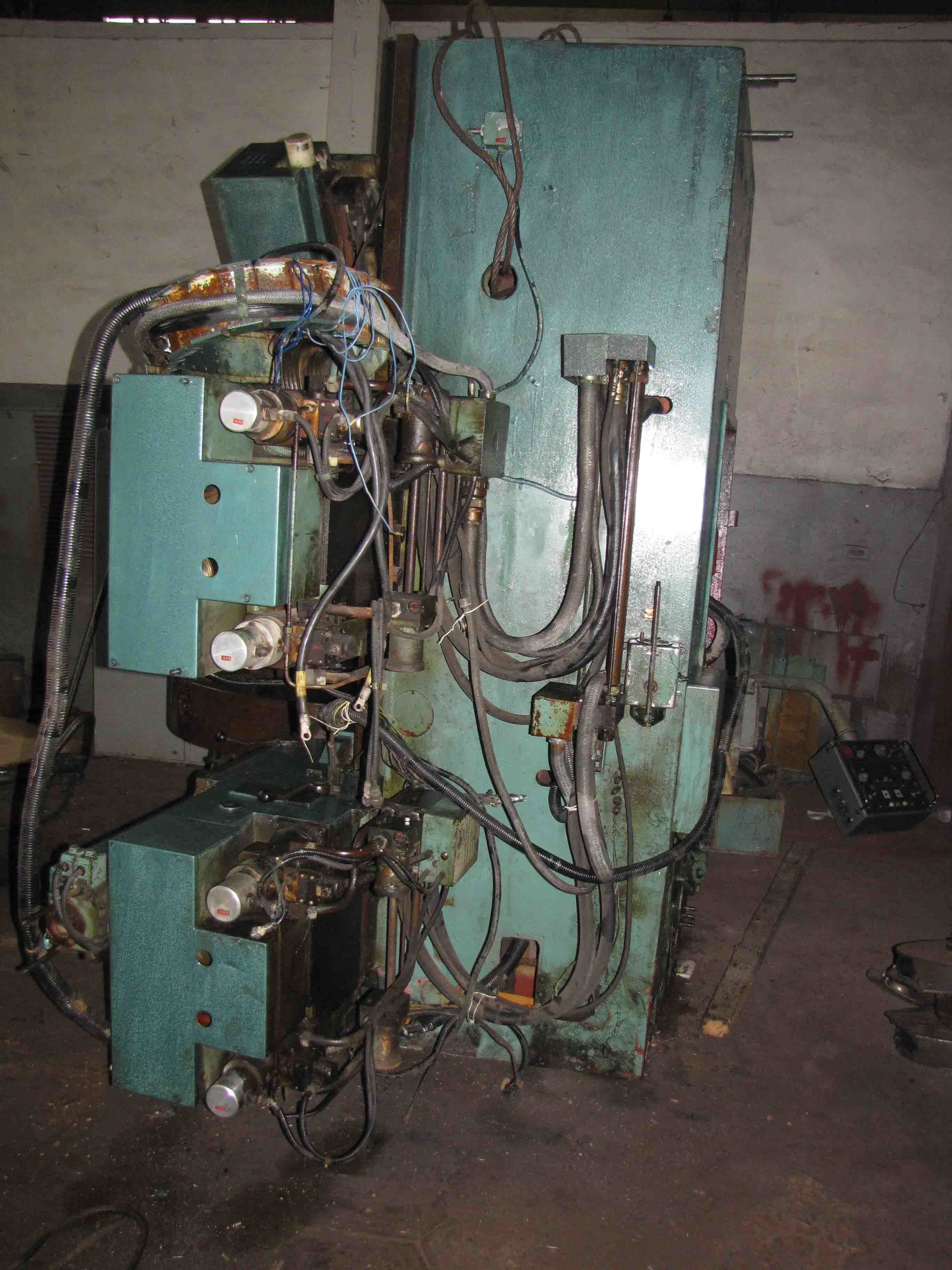 Tos Hulin Skj12a Vertical Turning Lathe Machine For Sale