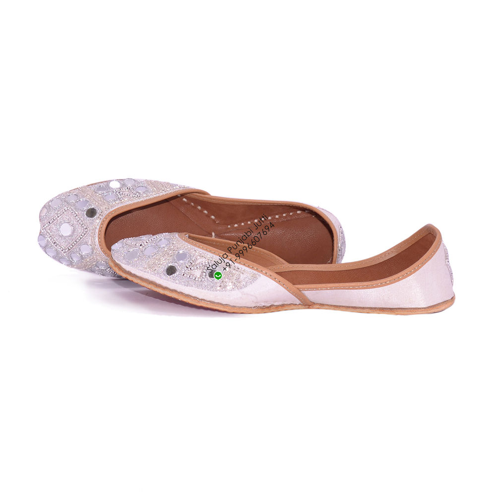 Punjabi Jutti White Color With Mirror Work For Ladies Heel Size: Flat