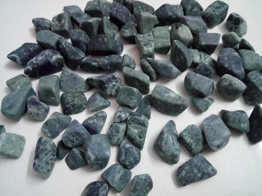 Gravels And Pebbles Stone Green Pebbles Semi Polished Tumbled Stone Chips Density: - Gram Per Cubic Meter (G/m3)