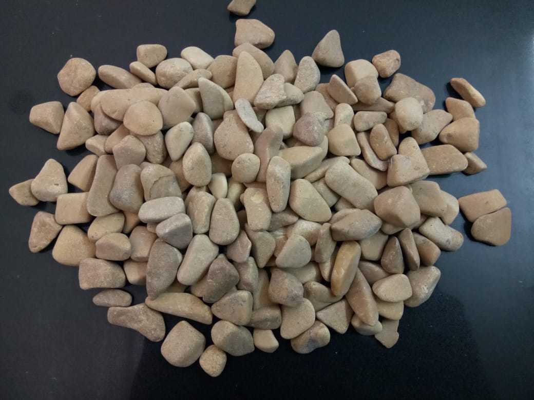 Gravels And Pebbles Stone Green Pebbles Semi Polished Tumbled Stone Chips Density: - Gram Per Cubic Meter (G/m3)