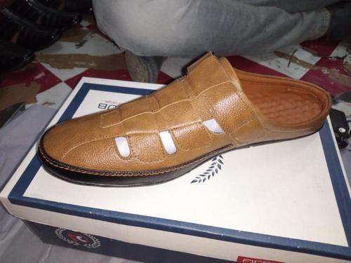 आकस्मिक डिजाइनर चप्पल जूते