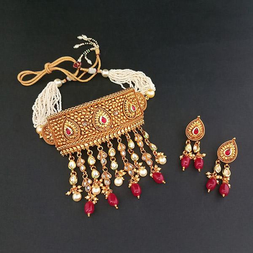 Gold Choker Necklace Gender: Women