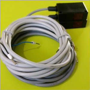 Small Rectangular Through Beam Sensor