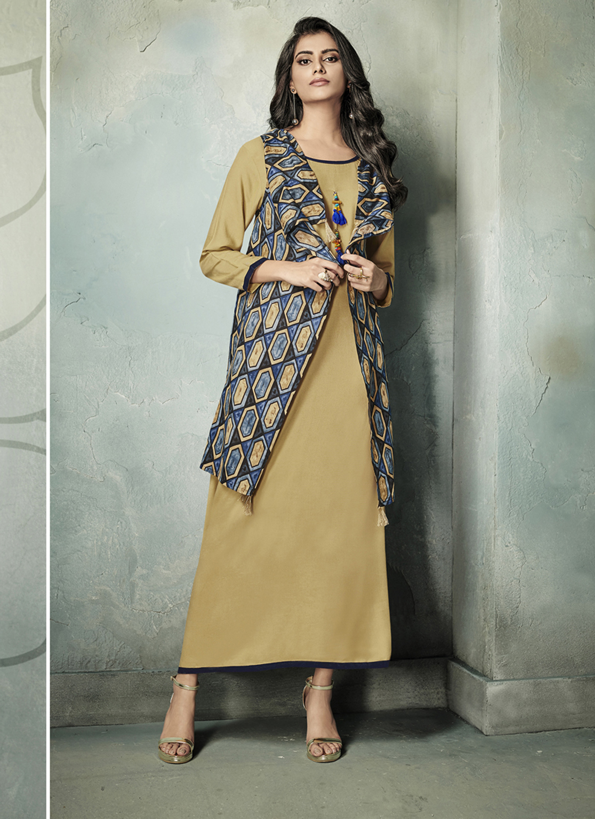 Ladies Kurti - Color: As Per Image