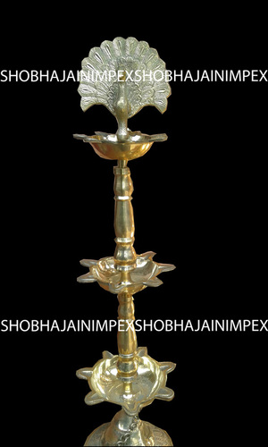 गोल्डन ब्रास पीकॉक दिया स्टैंड