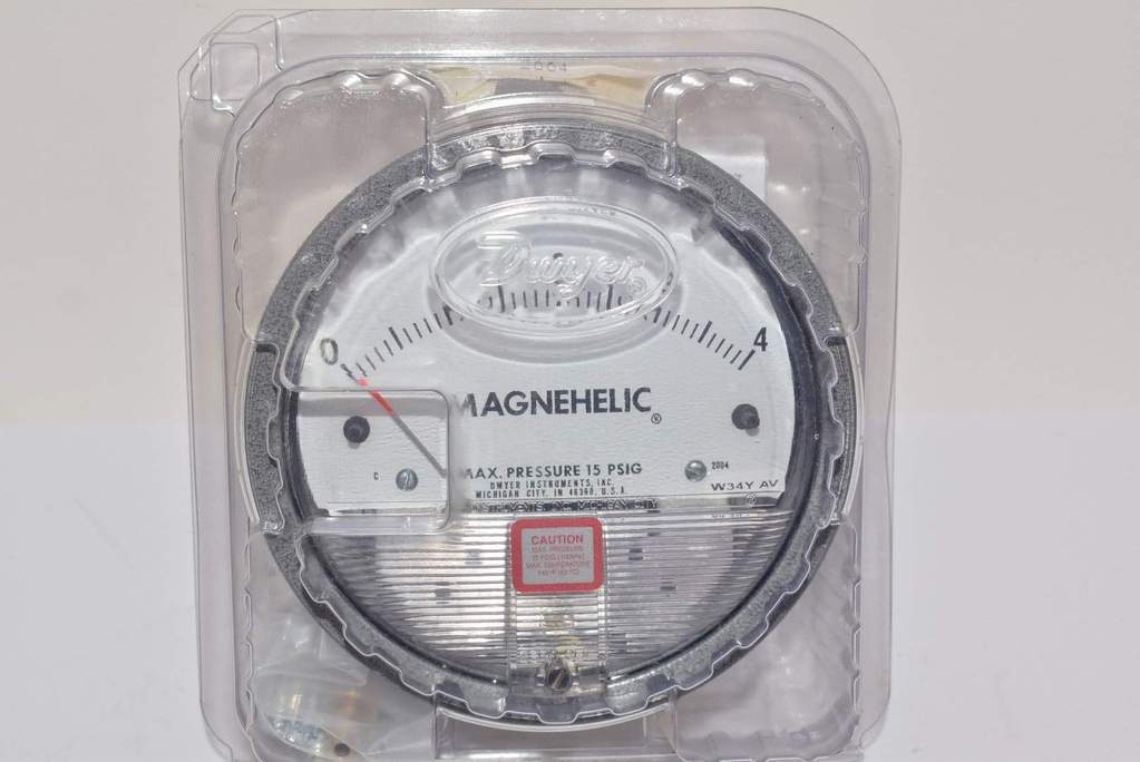 Dwyer Usa 2004 Magnehelic Gage Range 0-4.0 Inch Wc