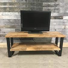 Machine Made Wooden Tv Stand