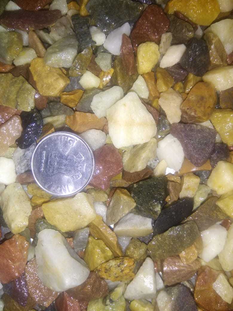 Natural River Mix Color Gravel - 5mm To 20mm, Smooth Surface Finish, Ideal For Landscaping And Decorative Applications