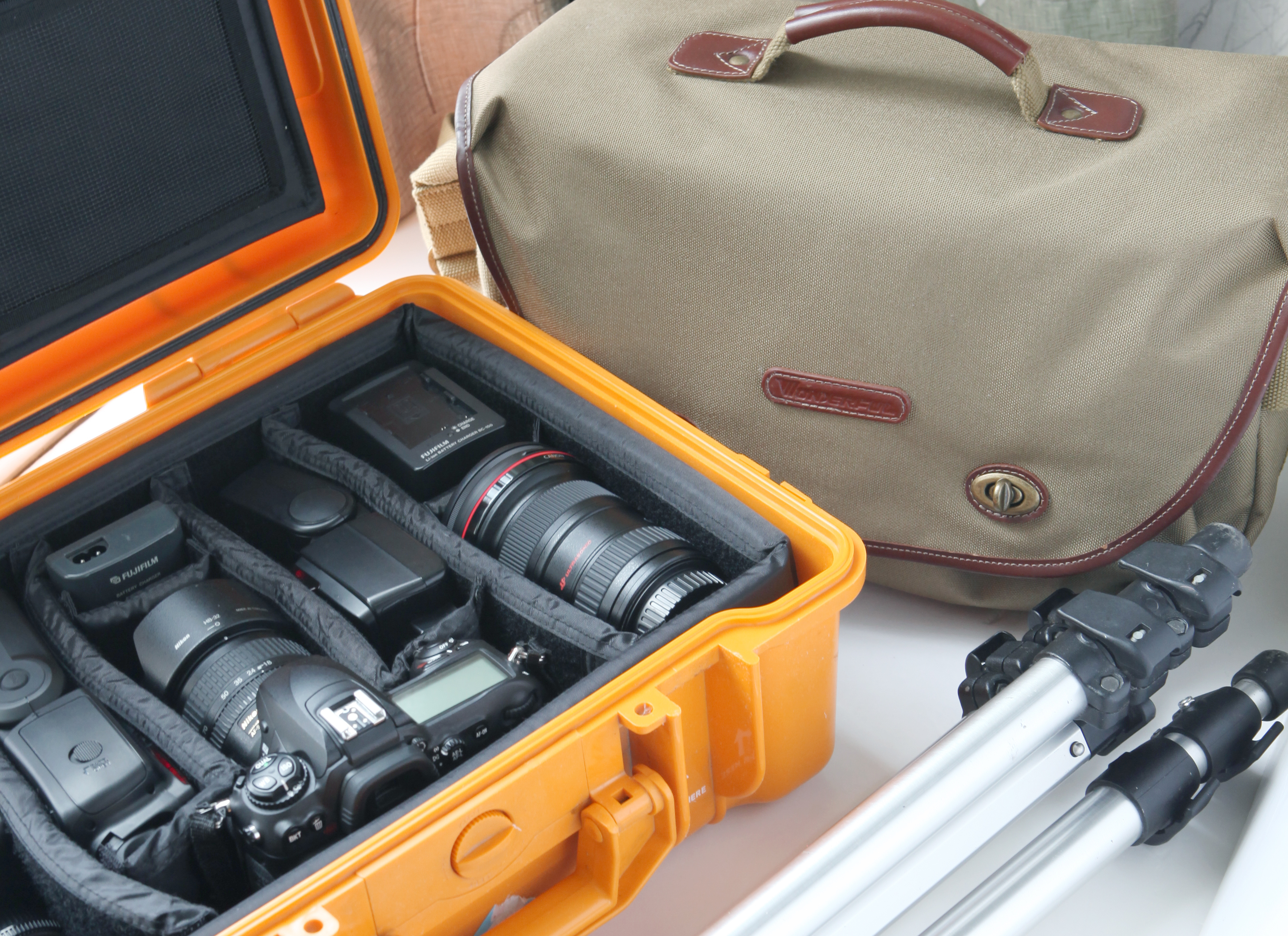 Black Pc-2816 Plastic Small Case