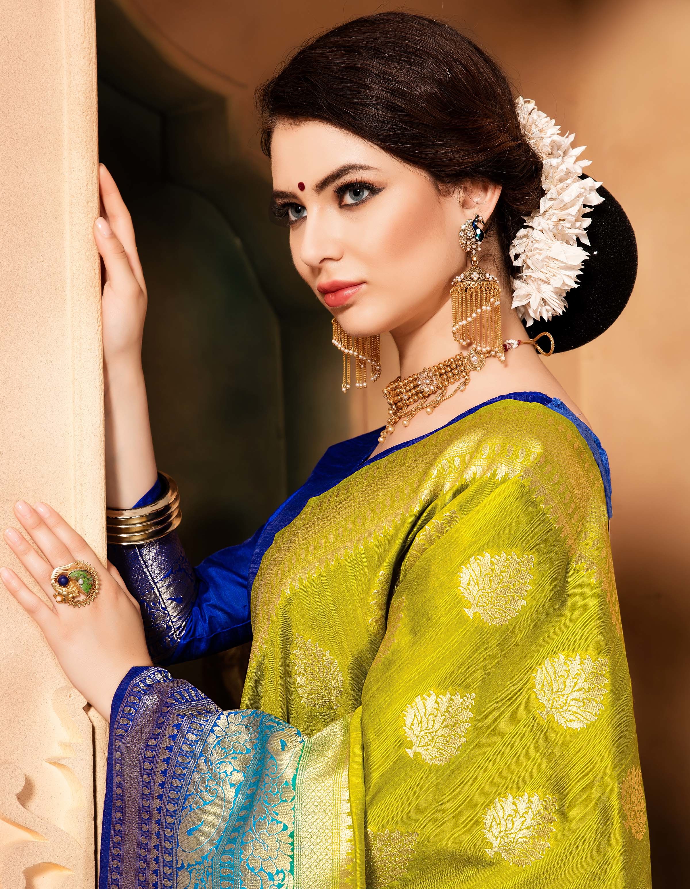 Raw Silk Saree Age Group: All