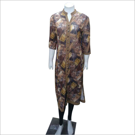 महिलाओं के डिजाइनर कुर्तियाँ