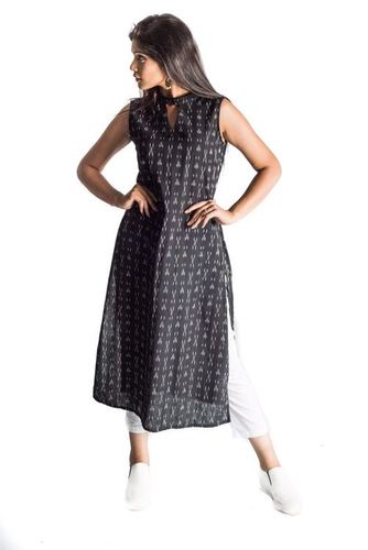Sleeveless Rayon Printed Kurti