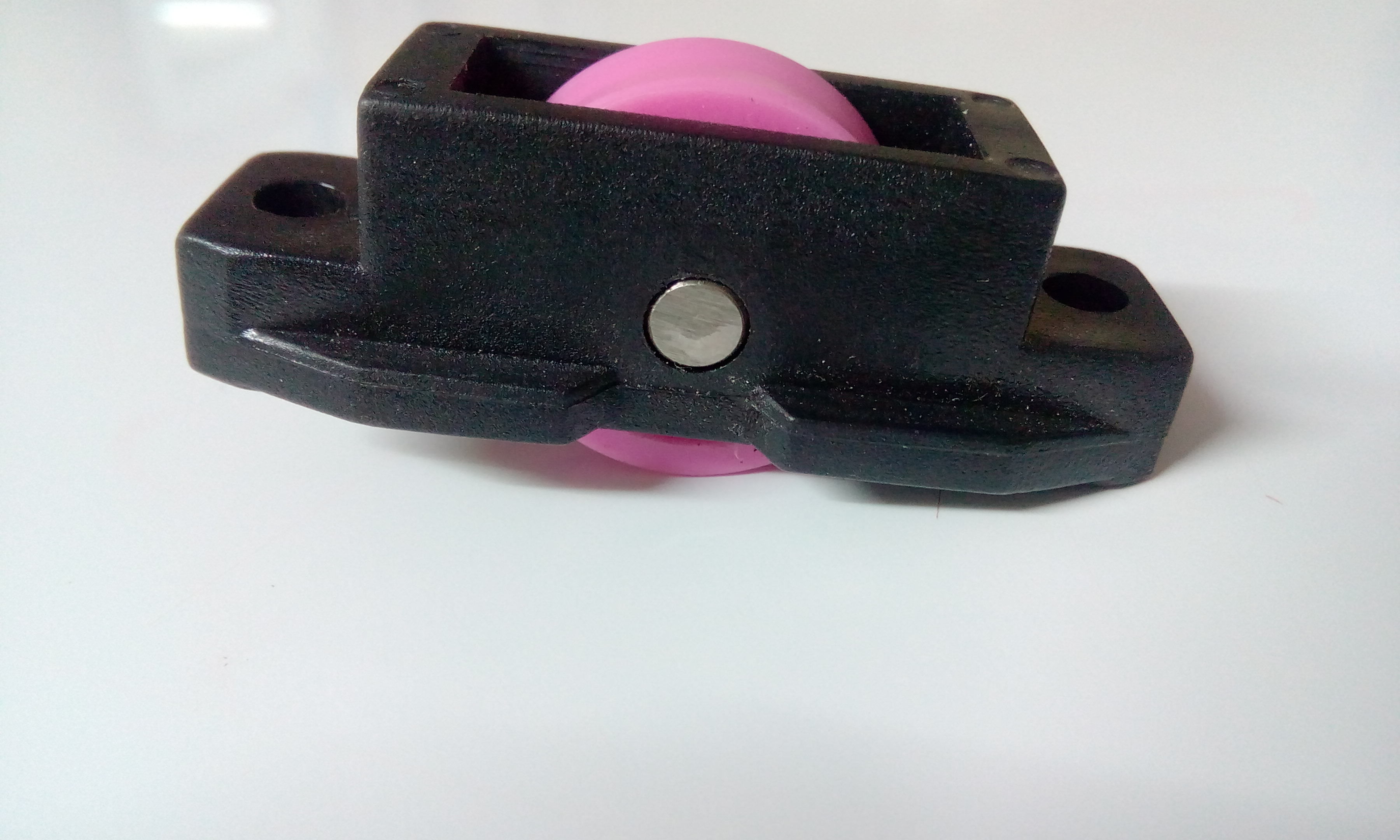 Domal Sliding Roller - Plastic, 27x65mm, Black & Pink | High Strength, Rust Resistant, Easy To Fix