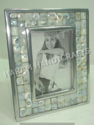 एल्यूमिनियम फोटो फ्रेम