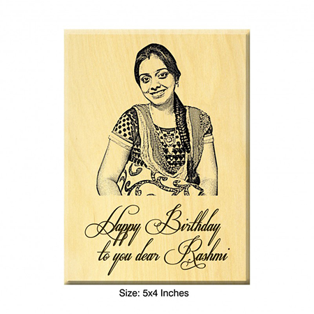 जन्मदिन के उपहार विचार - मेपल की लकड़ी पर उकेरी गई तस्वीर