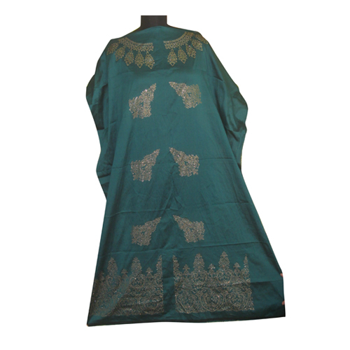 महिलाओं के लिए लेजर कट डिज़ाइन सूट स्वारोवस्की के साथ