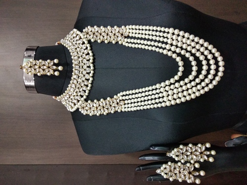 ब्राइडल सेट