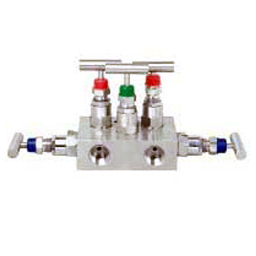 Five Valve Manifold Accuracy: 99 %
