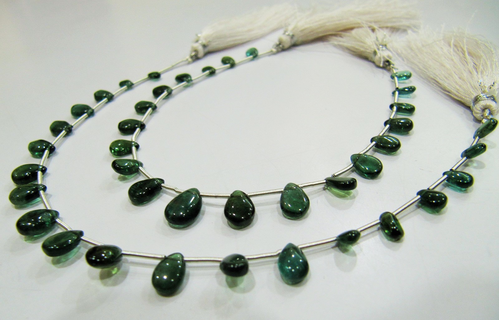 Stone Aaa Quality Dark Green Apatite Gemstone Pear Shape Beads