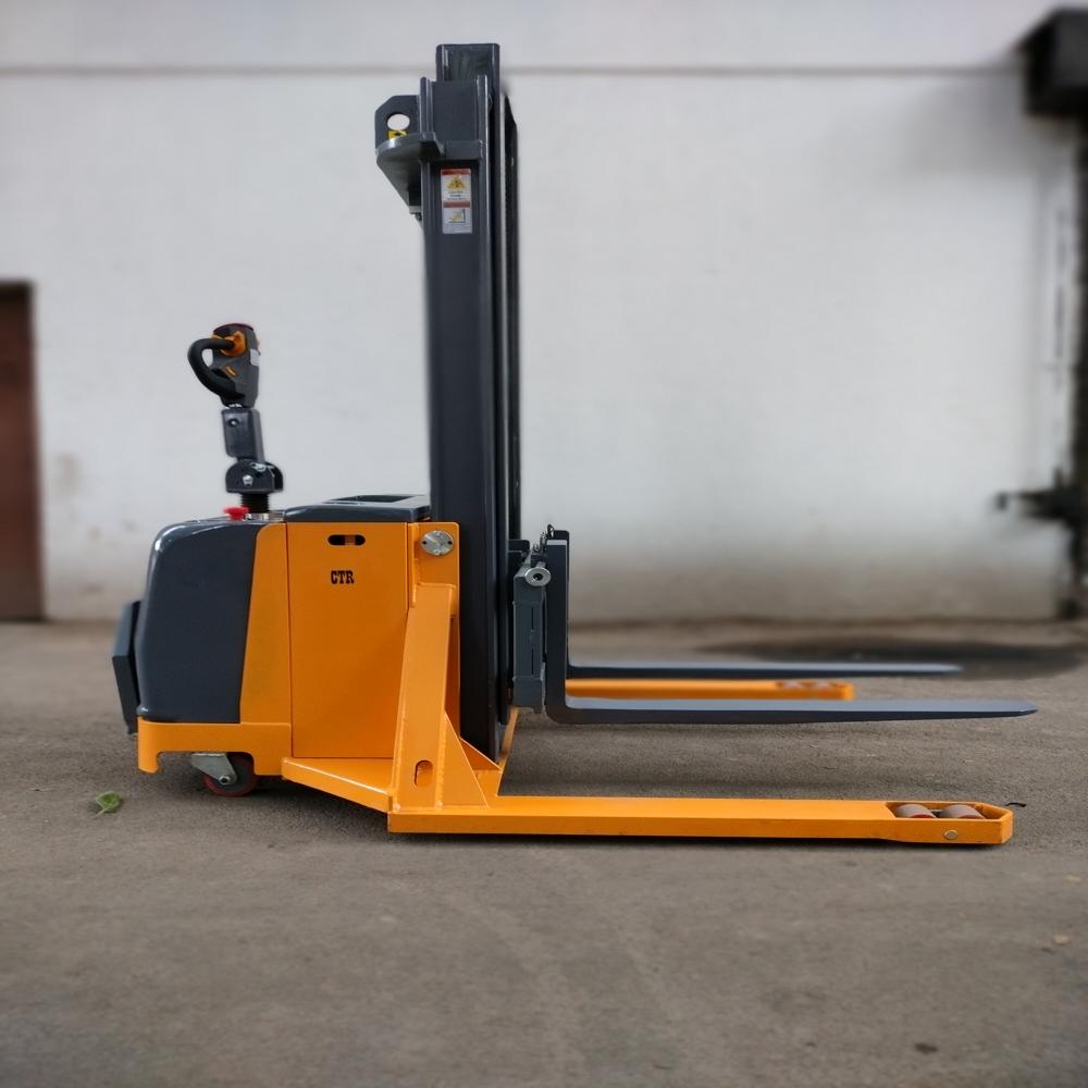 Full Electric Stacker - Attributes: Durable