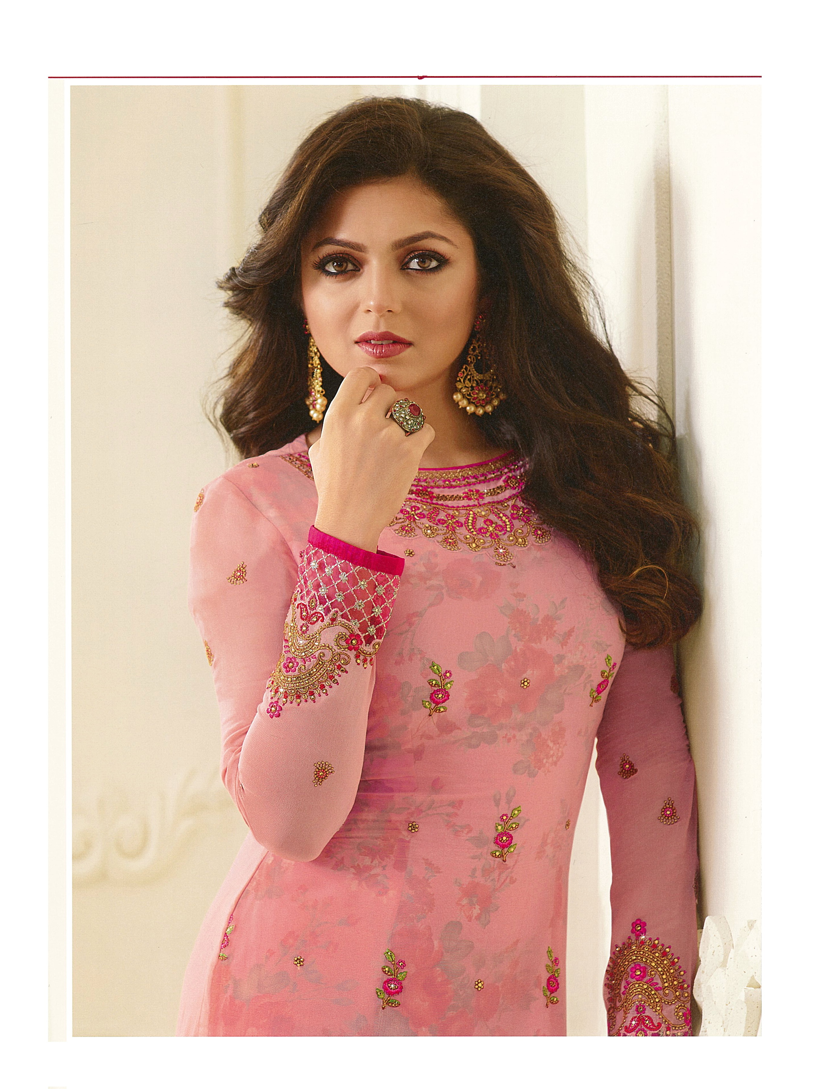 Peach Ladies Salwar Kameez