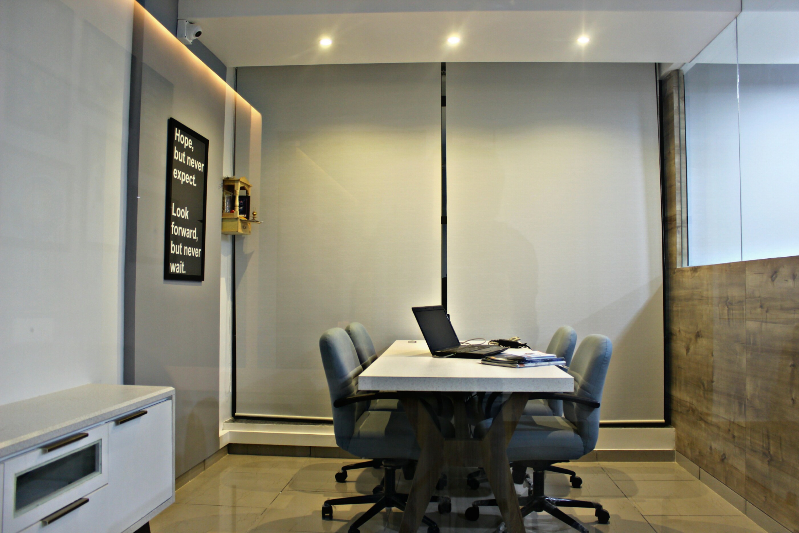 Decoration Commercial Interior Design