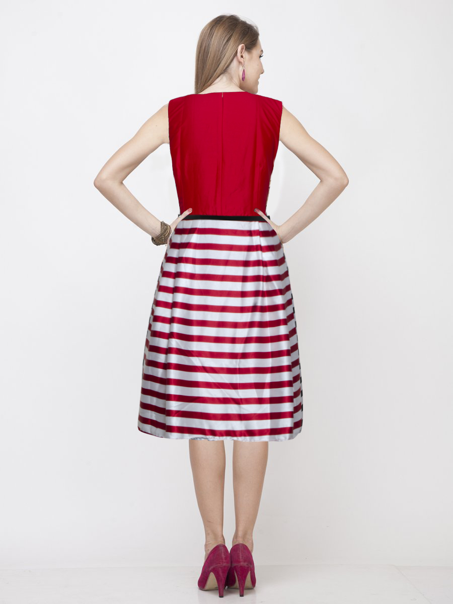 Western Dress - Taffeta, 37-38 Inch Length, Red Color, Sizes S-xxl | Printed Pattern, Sleeveless, No Fade, Washable, All Season