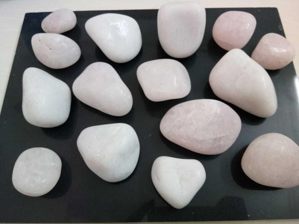 High Polished Small Round Snow White Quartz Pebbles For Home Decor - Artificial Stone Type: Solid Surface