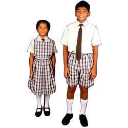 स्कूल चेक यूनिफॉर्म