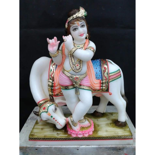संगमरमर की कृष्णा प्रतिमा