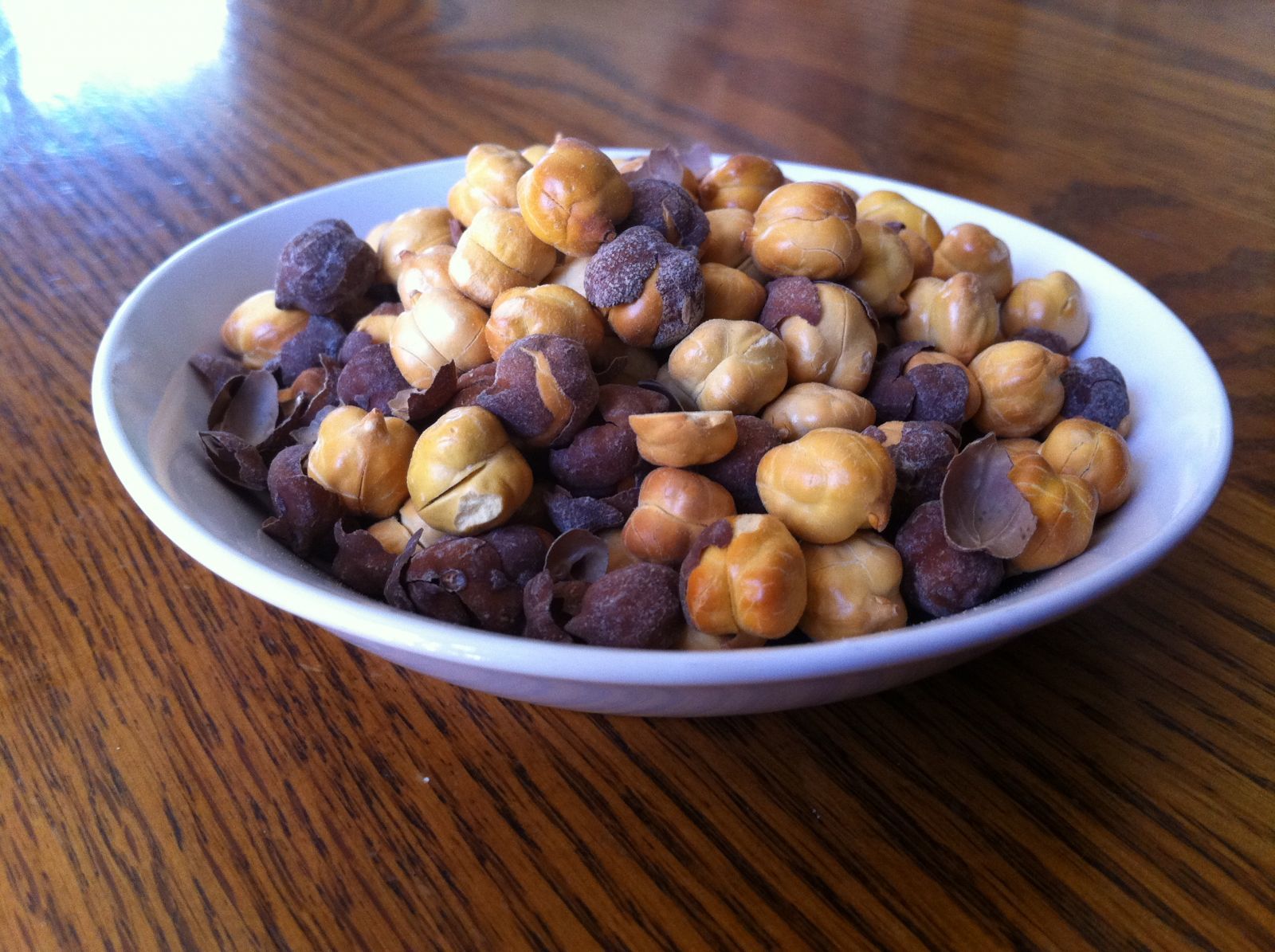 Flavoured Roasted Gram Broken (%): 5%